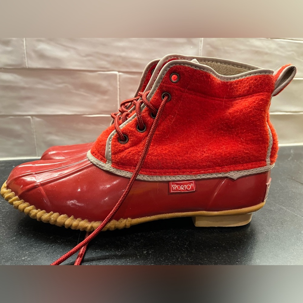 Vintage 1980’s Fleece and Rubber Sporto Rain Boots Size 8